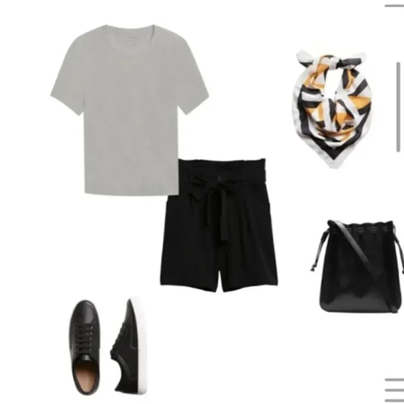 Banana Republic 2-Piece Organic Cotton Crew Neck T-Shirts - Picture 3 of 9